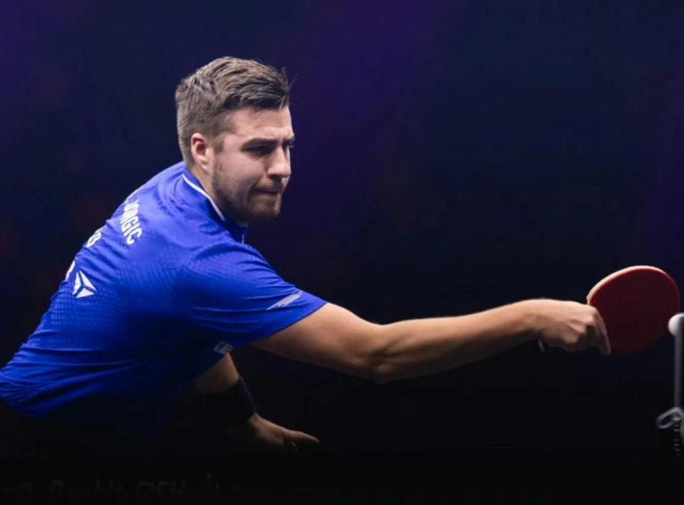 则是韩国围 则是韩国围