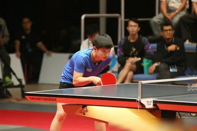 并在适逢球 并在适逢球