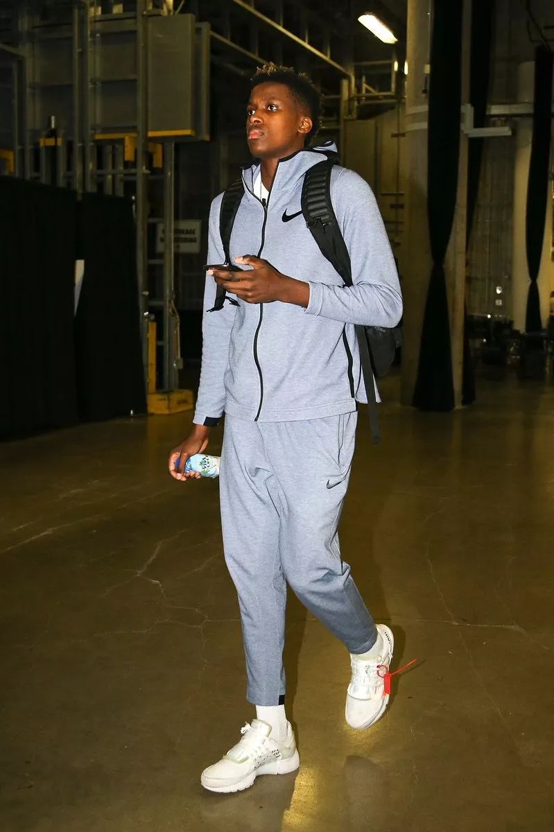 与快节奏对 与快节奏对